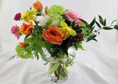 Small Seasonal Arrangement  |  Toronto's best florist Periwinkle Flowers